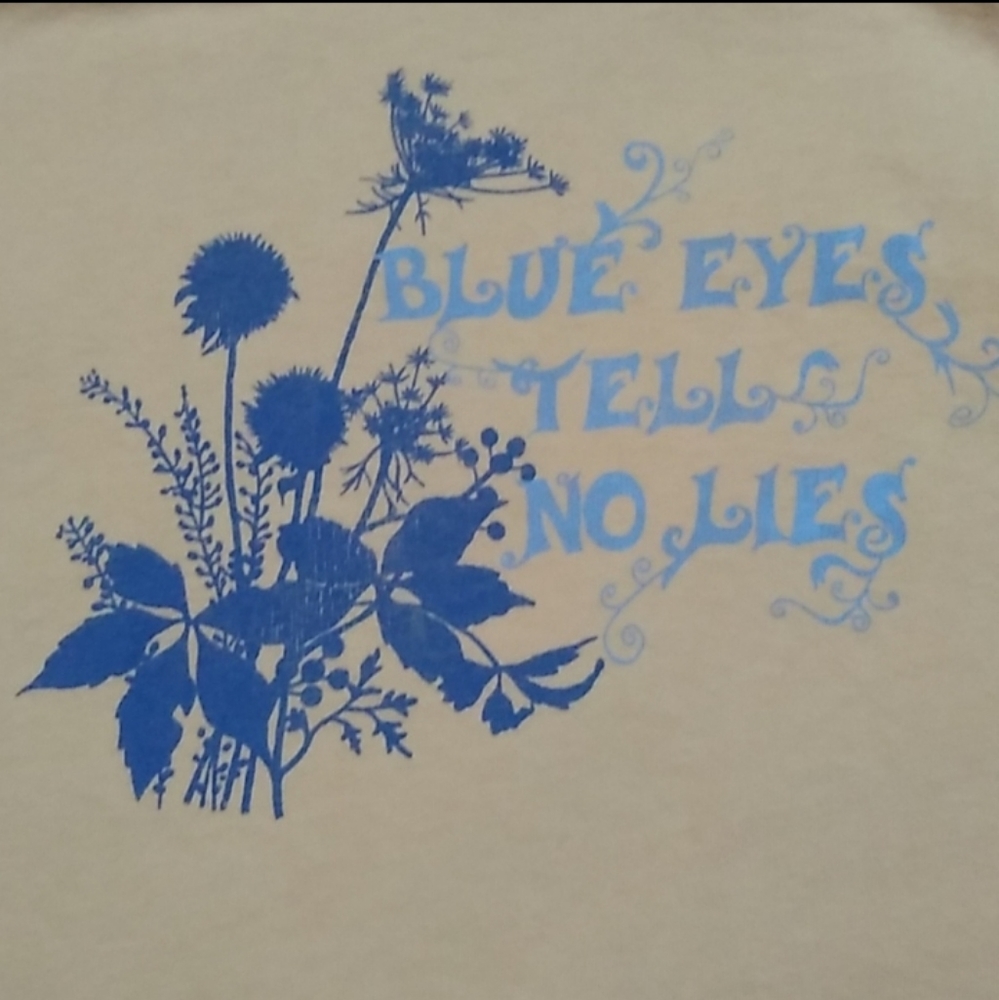 Tan T-shirt juniors xl